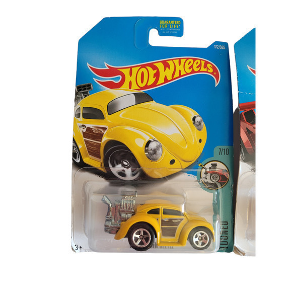 Hot Wheels 2017 Lamborghini Countach Tooned and Hot Wheels Volkswagen Beetle - Picture 5 of 12